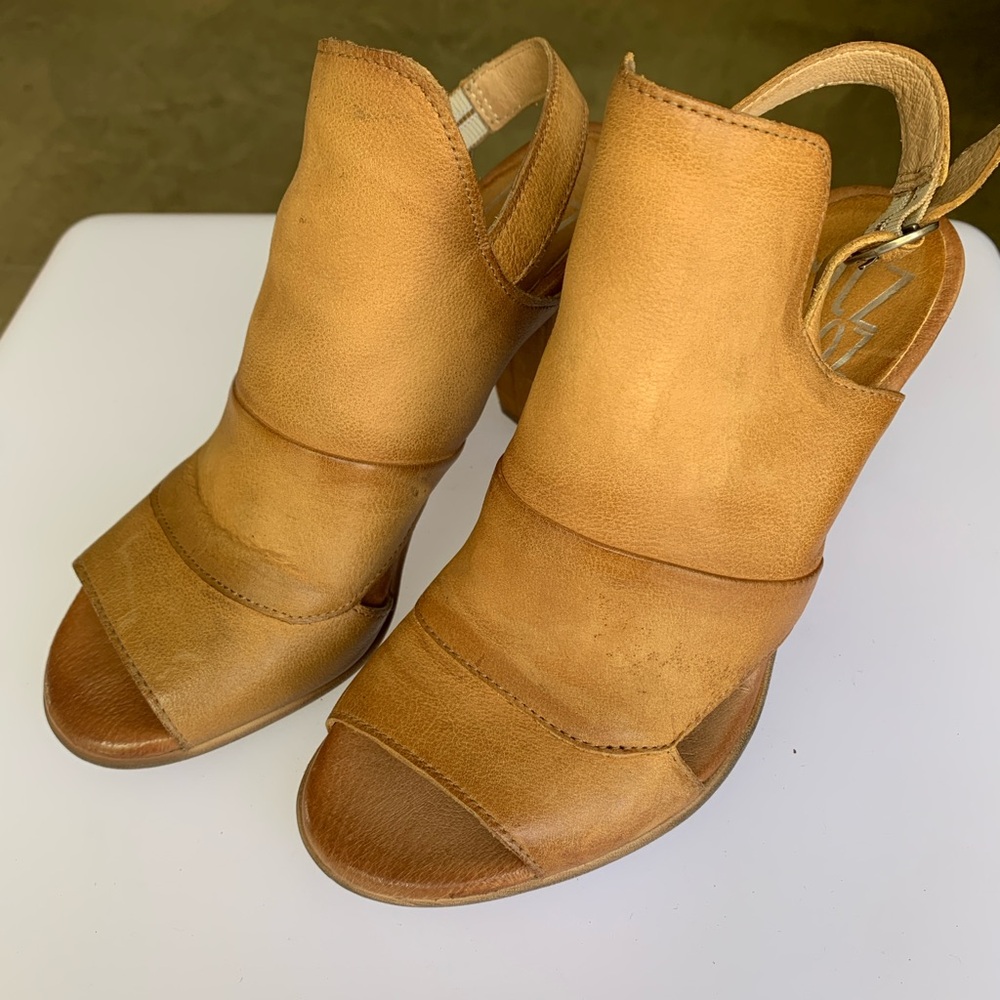 Miz Mooz Leather Slingback Heel Sandal Cognac Size 36 (US 6)